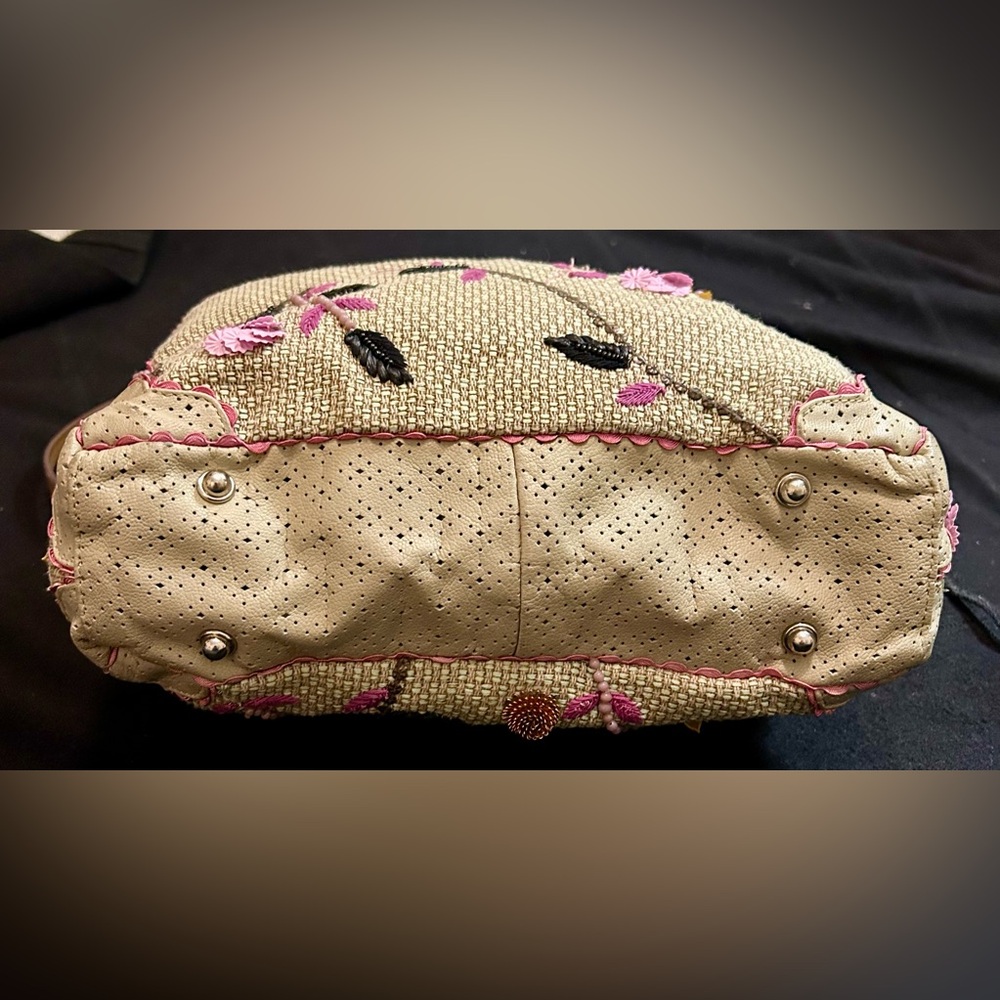 Jamin Puech tote w/beads
sequins,raffia floral embroidery - Picture 9 of 15